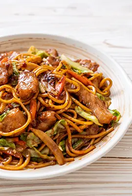 indian-chicken-noodles-takeaway.webp